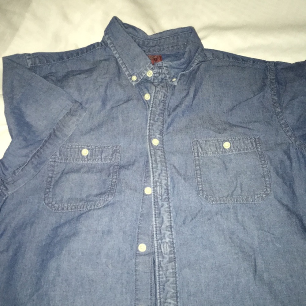 Men’s denim shirt